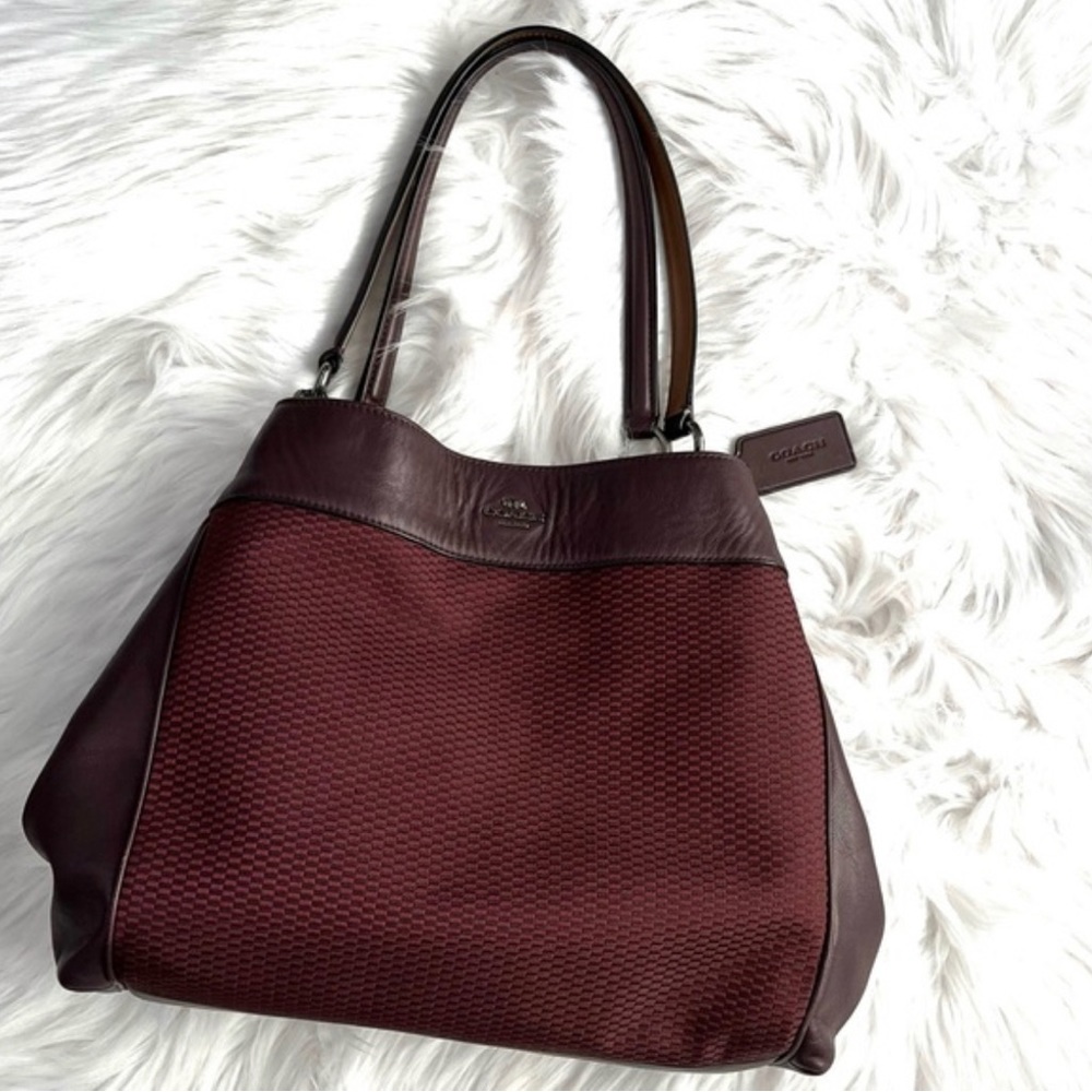 Coach Lexy Shoulder Bag In Legacy Jacquard  Bag F57540  Color burgundy,